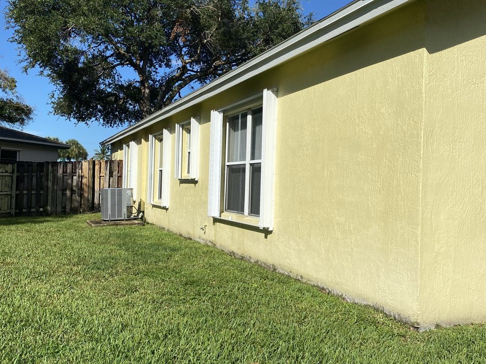 Full home finish example 05 — WellArt Painting Broward & Palm Beach